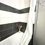 Apartment 2p 50m2 With Ac & Free Parking & 2 Balconies