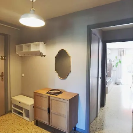 Apartment 2p 50m2 With Ac & Free Parking & 2 Balconies *