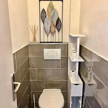 2p 50m2 With Ac & Free Parking & 2 Balconies