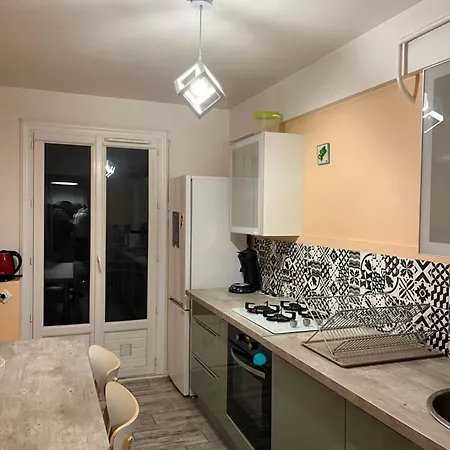 2p 50m2 With Ac & Free Parking & 2 Balconies * أنتيب