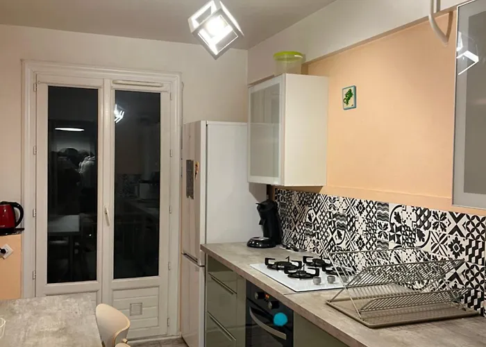2p 50m2 With Ac & Free Parking & 2 Balconies * أنتيب